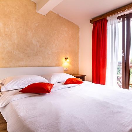 B&B Tonivale Skrbčići Eksteriør billede