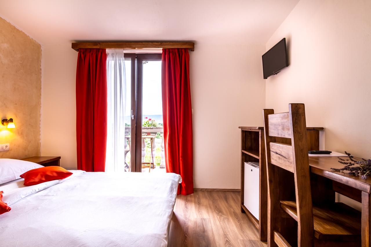 B&B Tonivale Skrbčići Eksteriør billede