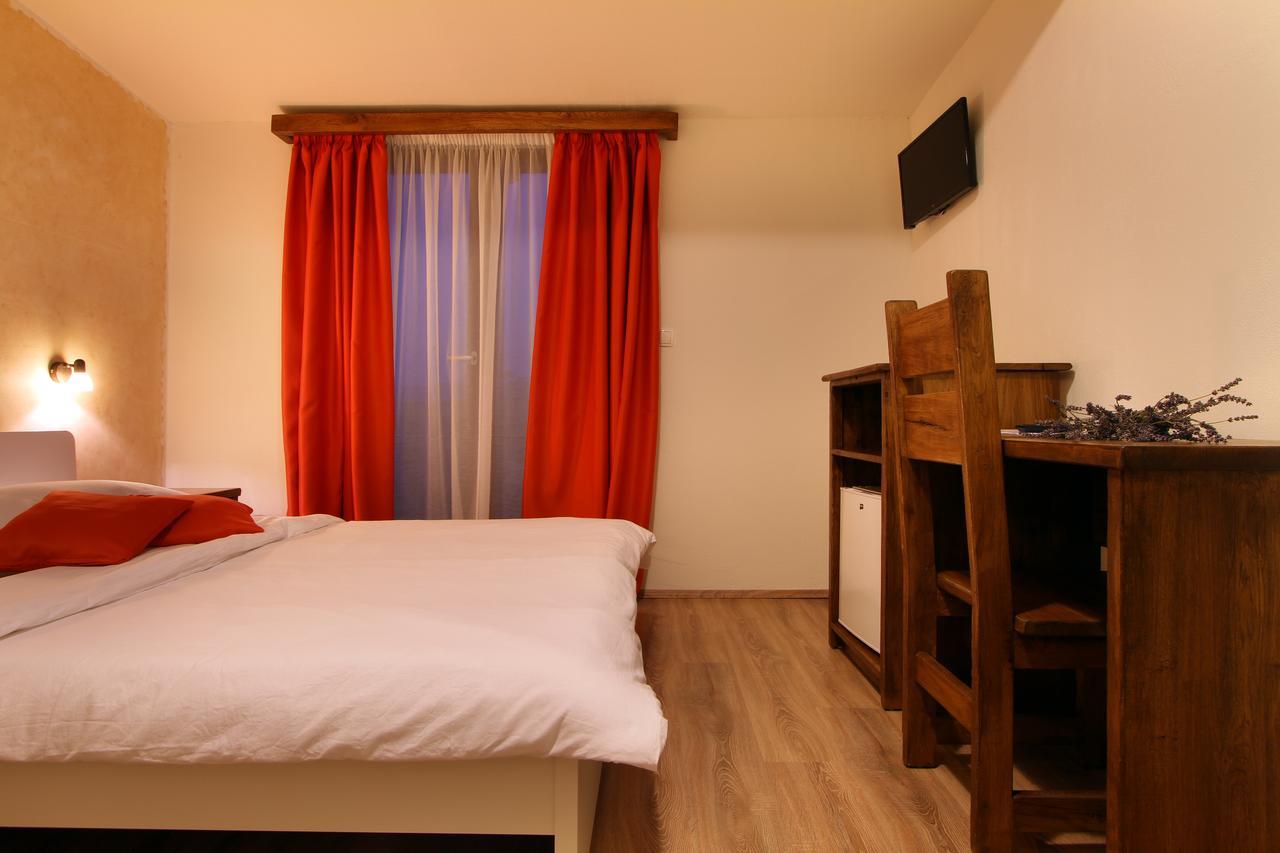 B&B Tonivale Skrbčići Eksteriør billede